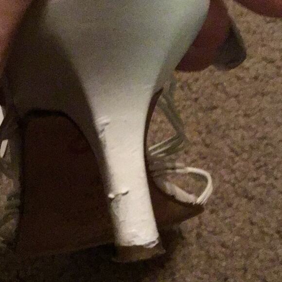 LILLY PULITZER PERFECT WHITE WOVEN LEATHER KITTEN HEEL SANDAL 7.5 M - Picture 8 of 9